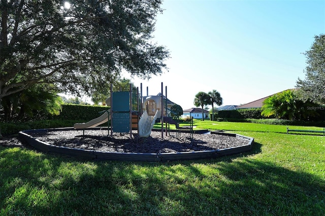 6214 45th Ln E, Bradenton, FL 34203 - community play area with a lawn