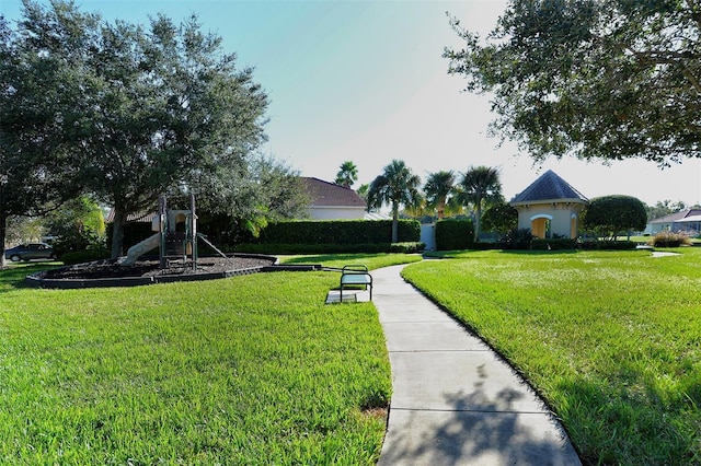6214 45th Ln E, Bradenton, FL 34203 - view of green lawn