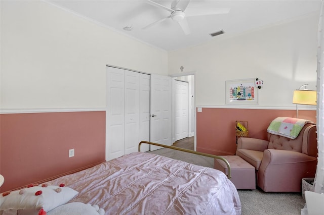 13640 2nd Ave E, Bradenton, FL 34212 - carpeted bedroom with a closet and a ceiling fan