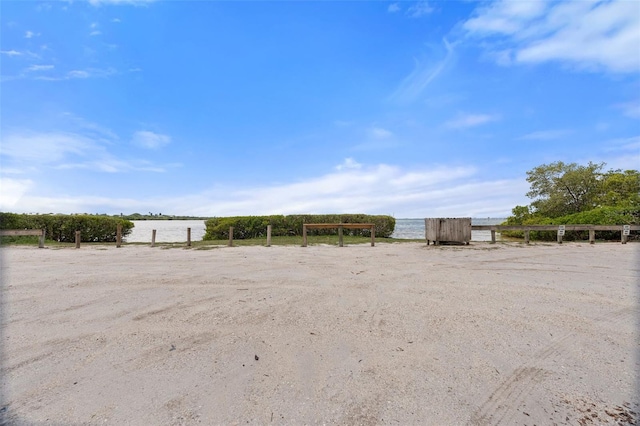 1404 Dartmouth Dr, Bradenton, FL 34207 - view of yard with a water view