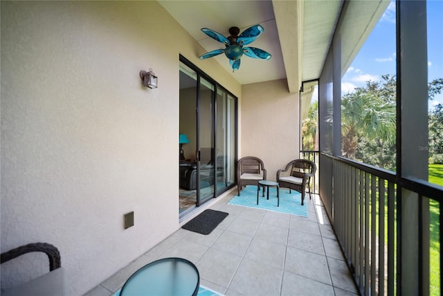 4235 Overture Cir Unit 4235, Bradenton, FL 34209 - sunroom / solarium featuring ceiling fan