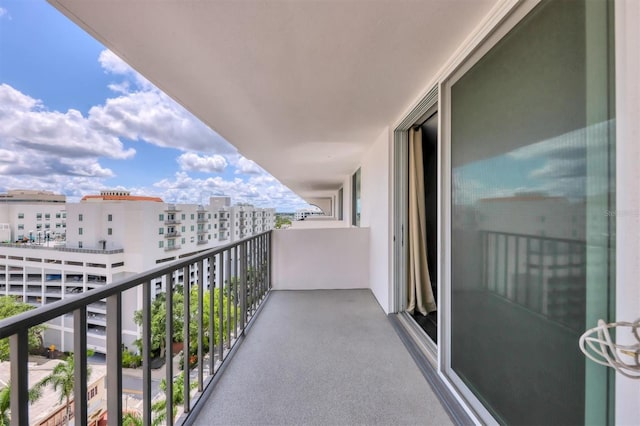 101 S Gulfstream Ave Unit 15C, Sarasota, FL 34236 - balcony featuring a view of city