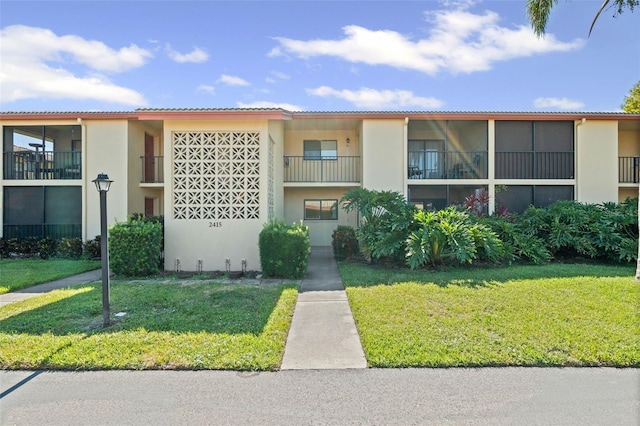 2415 Bayshore Gardens Pkwy Unit 2, Bradenton, FL 34207 - view of building exterior