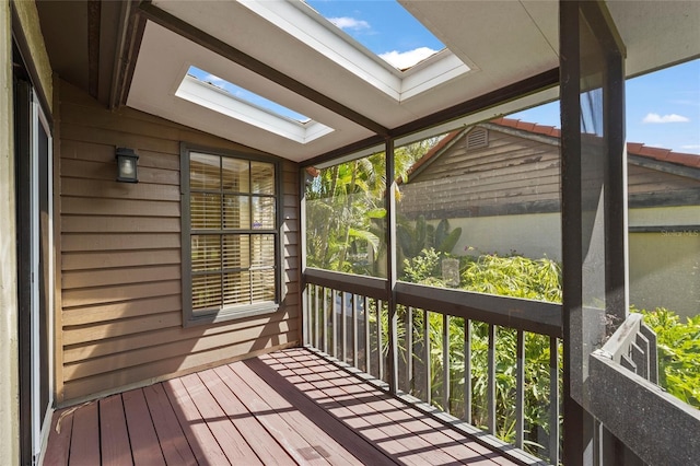 4333 Trails Dr Unit 10-1, Sarasota, FL 34232 - unfurnished sunroom featuring a skylight and lofted ceiling