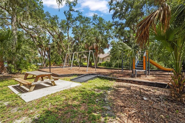 4333 Trails Dr Unit 10-1, Sarasota, FL 34232 - view of communal playground