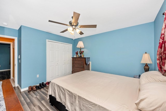 4145 W Price Blvd, North Port, FL 34286 - bedroom featuring wood finished floors, a closet, and a ceiling fan