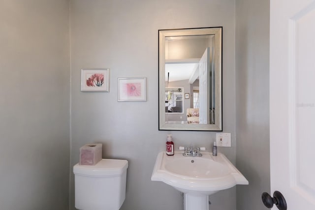 3715 101st St W, Bradenton, FL 34210 - bathroom with toilet and a sink