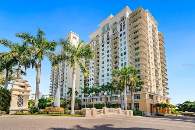 800 N Tamiami Trl Unit 405, Sarasota, FL 34236 - view of building exterior