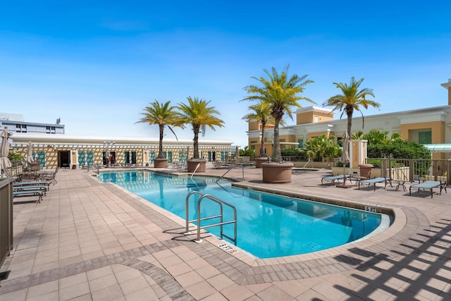 800 N Tamiami Trl Unit 405, Sarasota, FL 34236 - community pool featuring a patio area