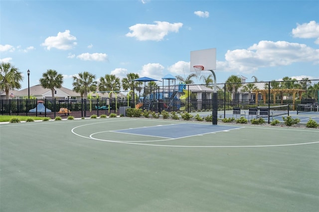 6528 166th Pl E, Parrish, FL 34219 - view of basketball court featuring community basketball court