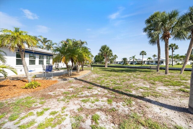 107 Clipper Way Unit 107, Nokomis, FL 34275 - view of yard featuring a patio