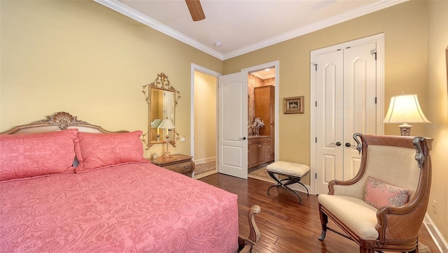 8832 Enclave Ct, Sarasota, FL 34238 - bedroom featuring dark wood-style flooring, crown molding, and ceiling fan