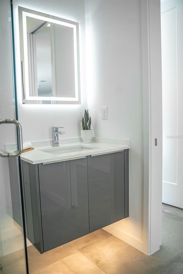 2124 Clematis Pl, Sarasota, FL 34239 - bathroom with vanity