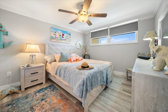8750 Midnight Pass Rd Unit 501, Sarasota, FL 34242 - bedroom with light wood-type flooring, crown molding, and a ceiling fan