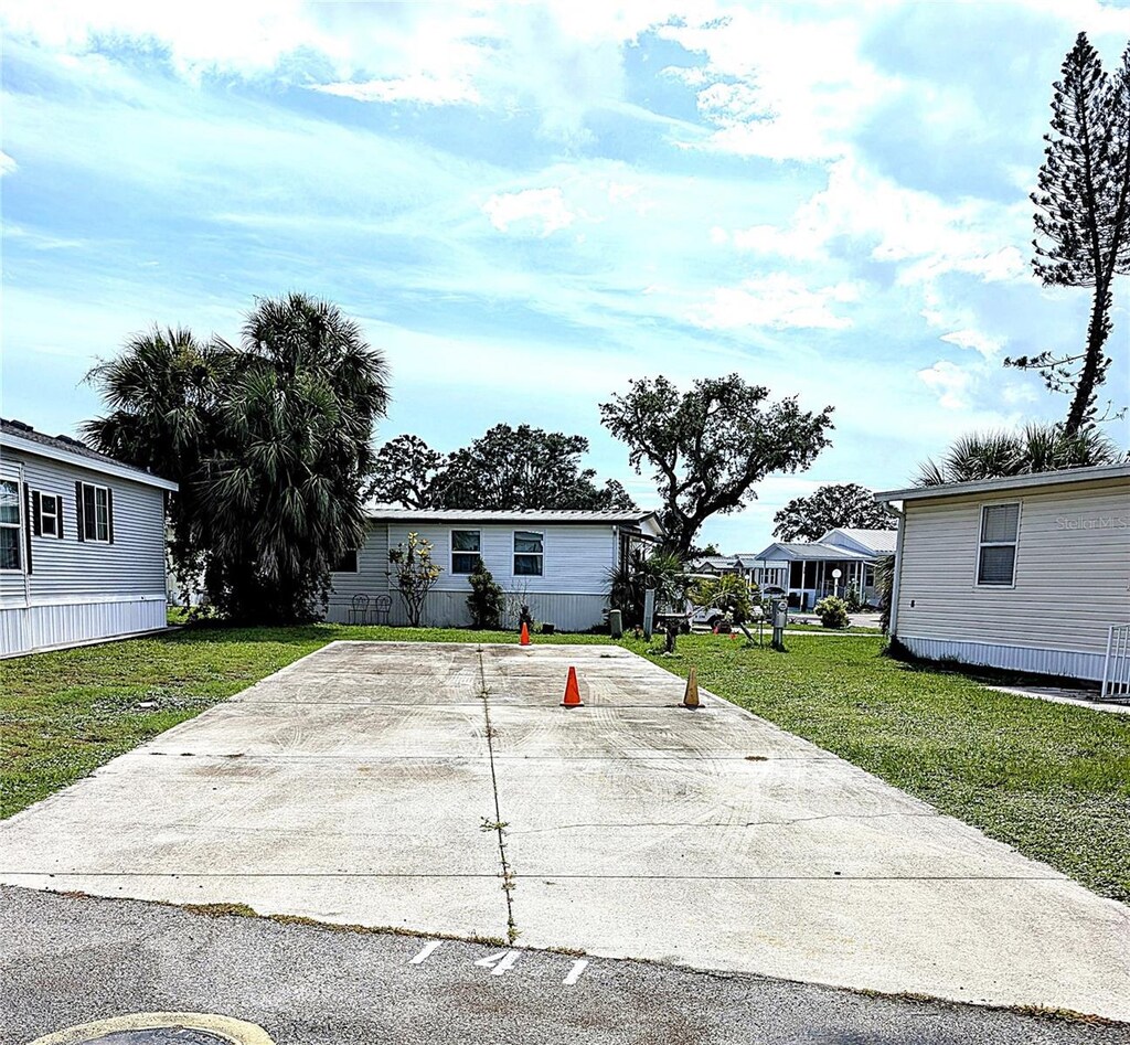 3275 26th Ave E Unit 141, Bradenton, FL 34208