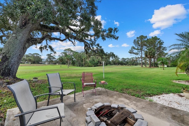 538 Magellan Dr, Sarasota, FL 34243 - view of patio with golf course view