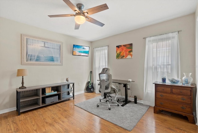 538 Magellan Dr, Sarasota, FL 34243 - office space featuring ceiling fan and light wood finished floors