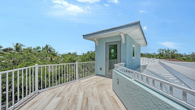 1076 Toc0Baga, Sarasota, FL 34234 - view of wooden deck
