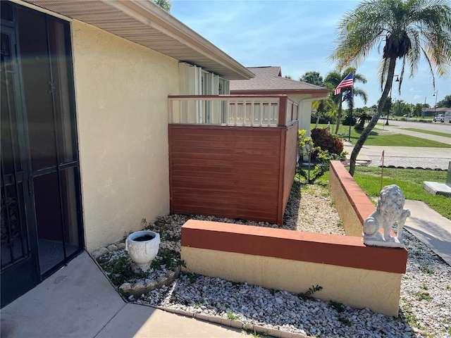 19358 Edgewater Dr, Port Charlotte, FL 33948 - exterior view of stucco siding