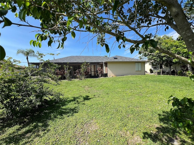 19358 Edgewater Dr, Port Charlotte, FL 33948 - view of grassy yard