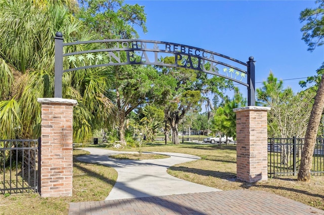 2115 9th Ave W Unit 3D, Bradenton, FL 34205 - view of property's community