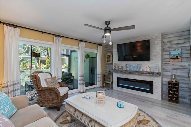 1753 Dawn St Unit 305, Sarasota, FL 34231 - photo 2