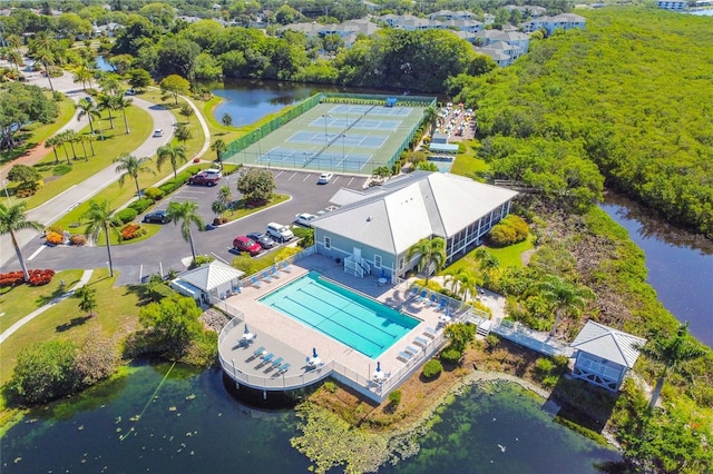 805 Waterside Ln, Bradenton, FL 34209 - aerial view of a large body of water and a pool