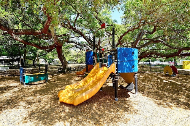 2590 Floyd St, Sarasota, FL 34239 - view of community playground