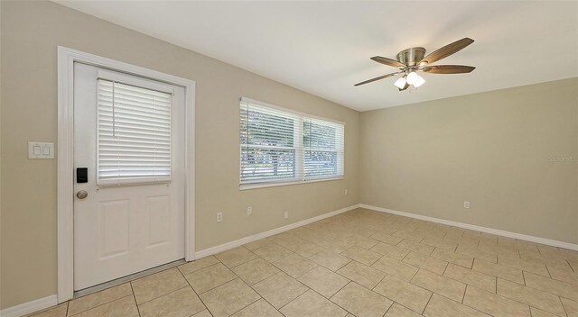 2462 Hyde Park St, Sarasota, FL 34239 - photo 8