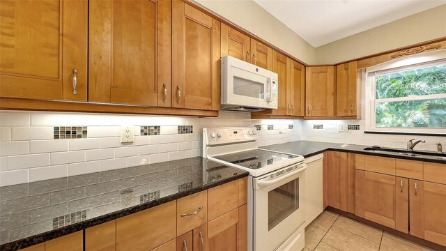2462 Hyde Park St, Sarasota, FL 34239 - photo 10