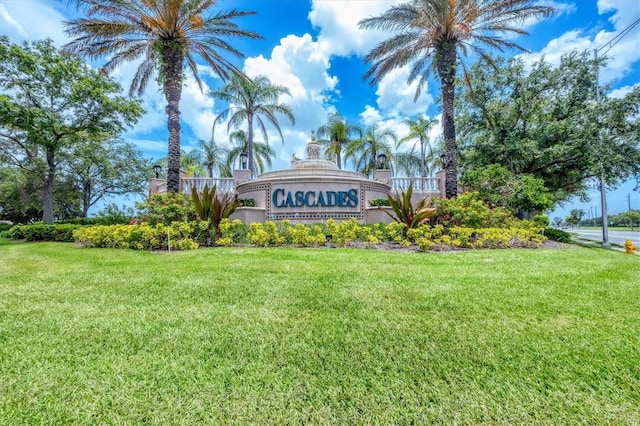 6312 41st Ct E, Sarasota, FL 34243 - community / neighborhood sign with a yard