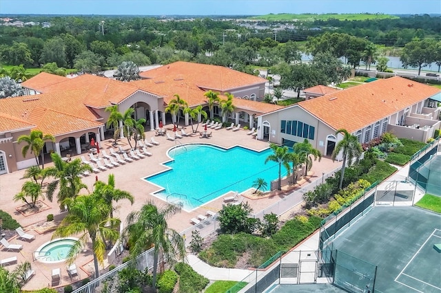6312 41st Ct E, Sarasota, FL 34243 - community pool with a gate and a patio