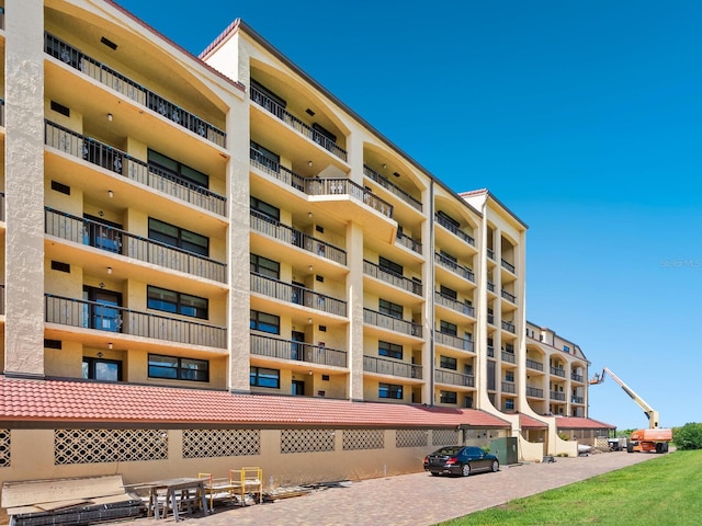 8710 Midnight Pass Rd Unit 205, Sarasota, FL 34242 - view of apartment building / complex