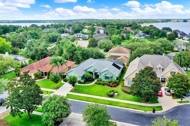 17426 Tailfeather Ct, Clermont, FL 34711 - aerial view of residential area featuring a large body of water