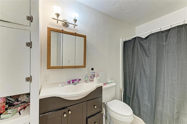 1701 13th St W, Bradenton, FL 34205 - bathroom featuring vanity and a shower with curtain