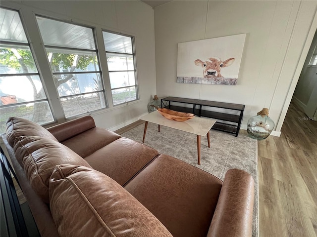 1871 Palm Springs St, Sarasota, FL 34234 - living area with wood finished floors and baseboards