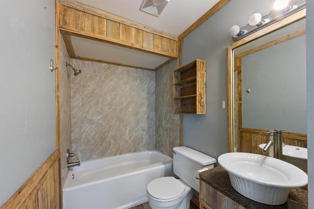 4508 101st St W Unit A, Bradenton, FL 34210 - bathroom featuring tub / shower combination and vanity