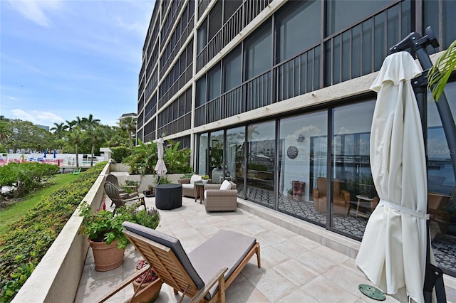 1510 1st Ave W Unit 102, Bradenton, FL 34205 - view of patio with outdoor lounge area