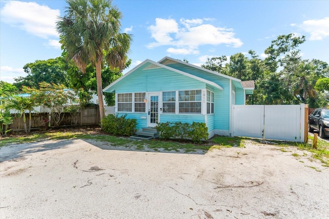 1911 26th St W, Bradenton, FL 34205 - photo 2