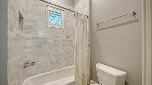 6050 Saddle Oak Trl, Sarasota, FL 34241 - full bath featuring shower / bath combination with curtain and toilet