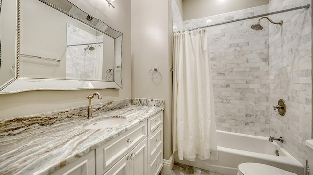 6050 Saddle Oak Trl, Sarasota, FL 34241 - full bathroom featuring vanity and shower / tub combo with curtain