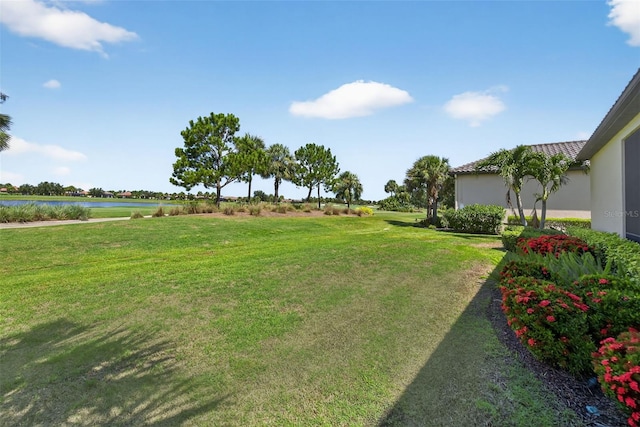 5104 Benito Ct, Bradenton, FL 34211 - view of green lawn featuring a water view