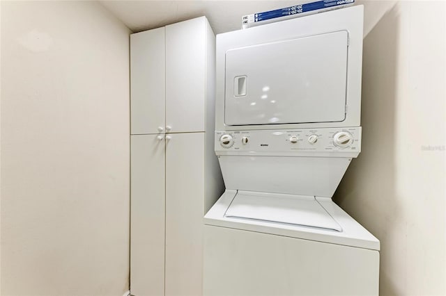 2237 Circlewood Dr Unit 18, Sarasota, FL 34231 - photo 21