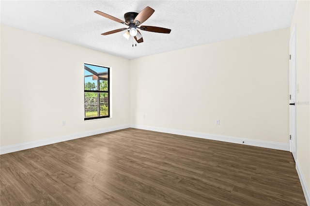 3551 65th Avenue Cir E, Sarasota, FL 34243 - photo 21