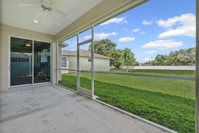 1042 Whitegate Ct, Sarasota, FL 34232 - unfurnished sunroom featuring ceiling fan