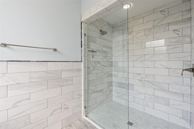 1042 Whitegate Ct, Sarasota, FL 34232 - full bath featuring a walk in shower