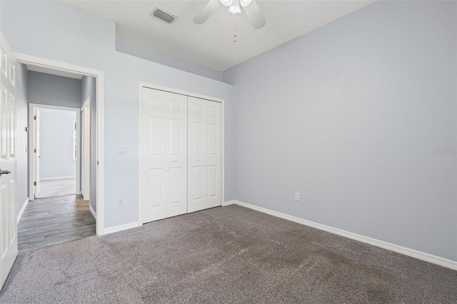 1042 Whitegate Ct, Sarasota, FL 34232 - unfurnished bedroom with carpet floors, a closet, and ceiling fan