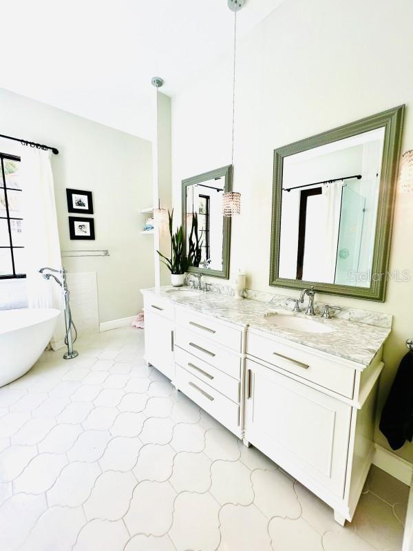 1234 W Ivanhoe Blvd, Orlando, FL 32804 - photo 32