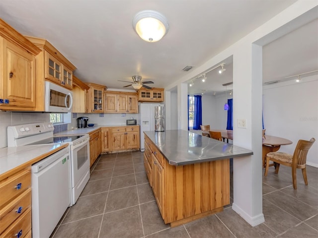 305 Chauncey Ave, Bradenton, FL 34208 - photo 12