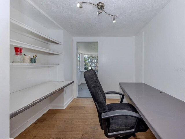 305 Chauncey Ave, Bradenton, FL 34208 - photo 20
